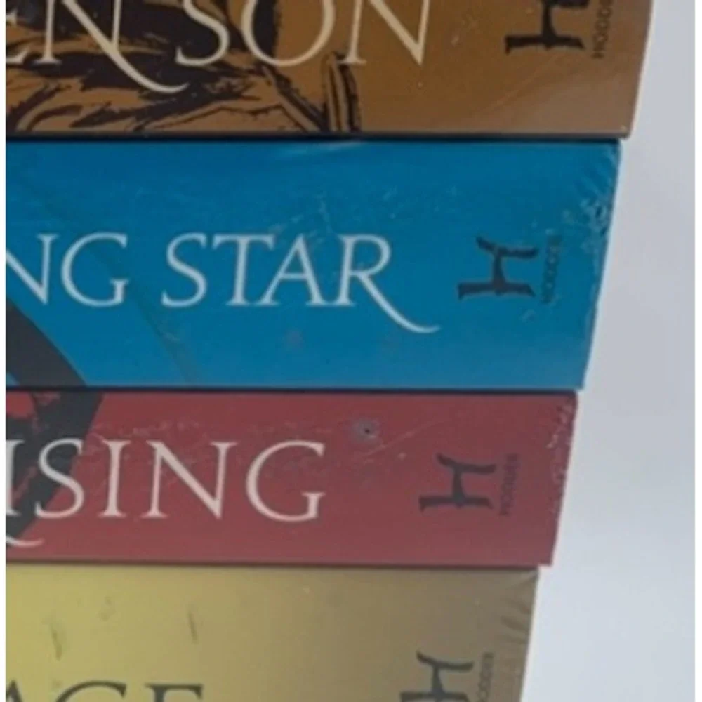 Pierce Brown Red Rising Saga 5 Book Set Paperback New Sealed Hodder UK Edition